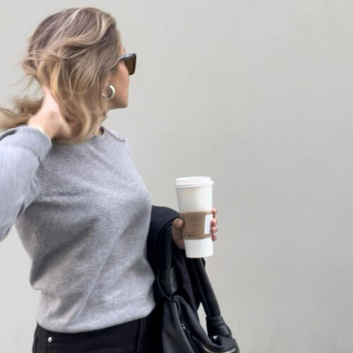 Basic organic cashmere sweater with round neckline